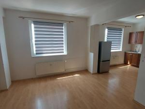 Pronájem bytu 1+kk, Valašské Meziříčí - Krásno nad Bečvou, Nádražní, 33 m2