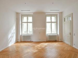 Pronájem bytu 4+kk, Praha - Smíchov, Janáčkovo nábřeží, 250 m2