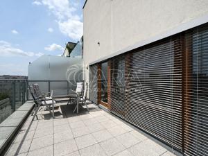 Pronájem bytu 1+kk, Praha - Holešovice, U měšťanského pivovaru, 45 m2