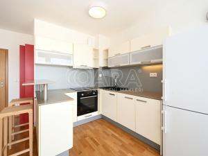 Pronájem bytu 1+kk, Praha - Holešovice, U měšťanského pivovaru, 45 m2