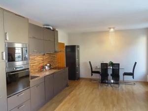 Prodej bytu 1+kk, Praha - Kyje, Pelušková, 42 m2