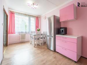 Prodej bytu 3+1, Kladno - Kročehlavy, Benešovská, 69 m2