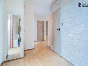 Prodej bytu 3+1, Kladno - Kročehlavy, Benešovská, 69 m2