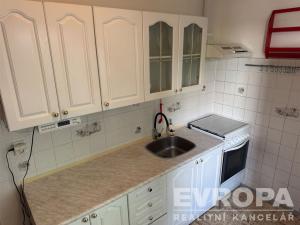 Pronájem bytu 2+1, Praha - Vršovice, Oblouková, 61 m2