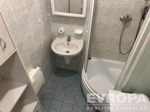 Pronájem bytu 2+1, Praha - Vršovice, Oblouková, 61 m2