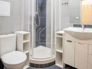 Pronájem bytu 1+kk, Praha - Holešovice, Tusarova, 29 m2