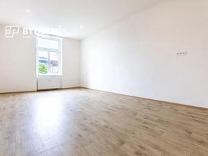 Pronájem bytu 2+1, Teplice, Benešovo náměstí, 76 m2