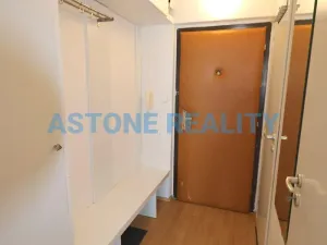 Pronájem bytu 1+kk, Praha - Střížkov, Černého, 30 m2