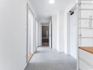 Pronájem bytu 3+kk, Praha - Karlín, Sokolovská, 70 m2