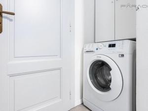 Pronájem bytu 3+kk, Praha - Karlín, Sokolovská, 70 m2