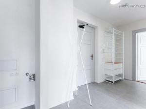 Pronájem bytu 3+kk, Praha - Karlín, Sokolovská, 70 m2