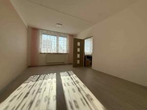 Pronájem bytu 3+1, Jihlava, S. K. Neumanna, 74 m2