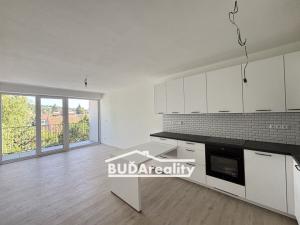 Pronájem bytu 1+kk, Zlín, Kvítková, 33 m2