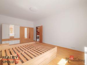 Pronájem bytu 2+kk, Plzeň - Jižní Předměstí, Čechova, 51 m2