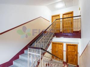 Pronájem atypického bytu, Praha - Strašnice, Na hroudě, 88 m2
