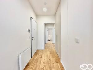 Pronájem bytu 3+kk, Praha, U průhonu, 84 m2