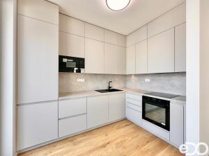 Pronájem bytu 3+kk, Praha, U průhonu, 84 m2