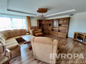Prodej rodinného domu, Uhlířské Janovice, Kolínská, 495 m2