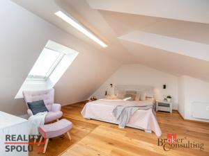 Pronájem bytu 2+kk, Praha - Holešovice, Malá Plynární, 92 m2