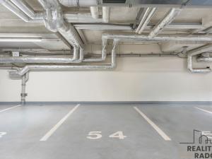 Pronájem bytu 2+kk, Praha - Vysočany, Svatošových, 66 m2