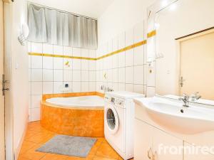 Pronájem bytu 2+1, Brno, Anenská, 80 m2