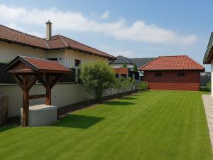 Prodej rodinného domu, Kaplice, Polní, 240 m2