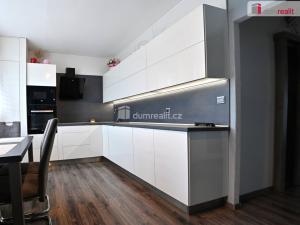 Prodej bytu 3+1, Hodonín, Jižní, 82 m2