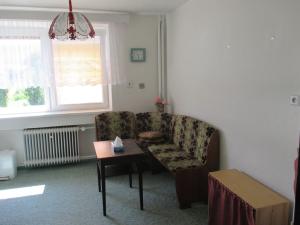 Prodej rodinného domu, Dvorce, 190 m2