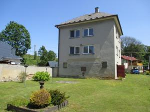 Prodej rodinného domu, Dvorce, 190 m2