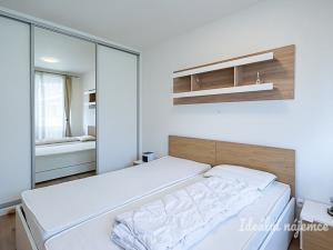 Pronájem bytu 2+kk, Horoměřice, Velvarská, 53 m2
