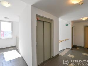Prodej bytu 2+kk, Praha - Kyje, Davidovičova, 50 m2
