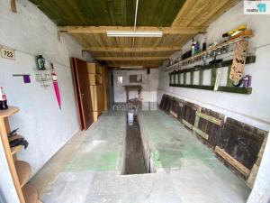 Prodej garáže, Karlovy Vary - Stará Role, Dlouhá, 23 m2