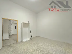 Pronájem kanceláře, Černožice, 400 m2