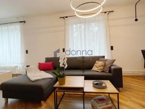 Pronájem bytu 1+kk, Praha, Bělocerkevská, 62 m2