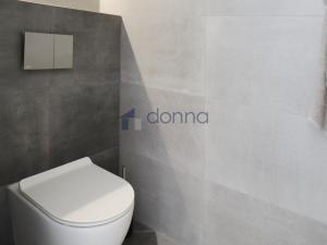 Pronájem bytu 1+kk, Praha, Bělocerkevská, 62 m2