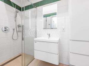 Pronájem bytu 1+1, Praha - Nové Město, Truhlářská, 42 m2