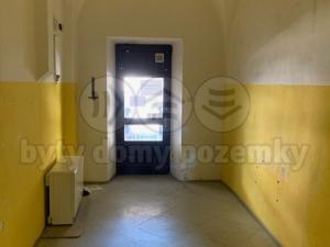 Pronájem obchodního prostoru, Hranice, Masarykovo náměstí, 80 m2