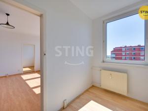 Prodej bytu 2+1, Uherské Hradiště, Derflanská, 44 m2