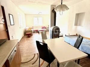 Prodej rodinného domu, Těmice, 110 m2