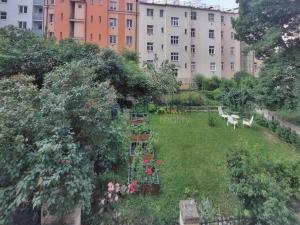 Pronájem bytu 3+1, Praha, Madridská, 85 m2