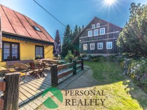 Prodej ubytování, Smržovka, Hřbitovní, 815 m2