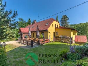 Prodej ubytování, Smržovka, Hřbitovní, 815 m2