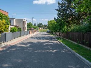 Prodej zahrady, Neratovice, Šeříková, 400 m2