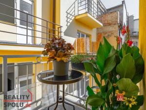 Pronájem bytu 3+kk, Praha - Vršovice, Petrohradská, 70 m2