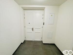 Pronájem bytu 1+kk, Praha - Smíchov, Svornosti, 31 m2