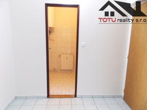 Pronájem bytu 1+1, Jaroměř, Bezručova, 32 m2