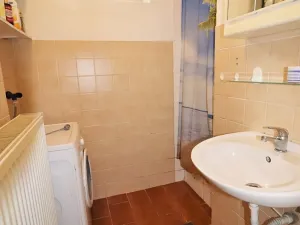 Prodej bytu 2+kk, Praha - Podolí, V podhájí, 48 m2