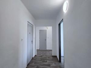 Pronájem bytu 3+1, Benešov, 69 m2