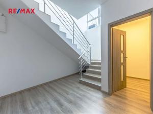 Pronájem bytu 4+kk, Praha - Vršovice, Moskevská, 100 m2