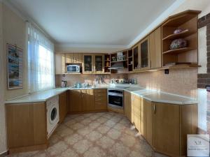 Prodej rodinného domu, Karlovy Vary, K Letišti, 160 m2
